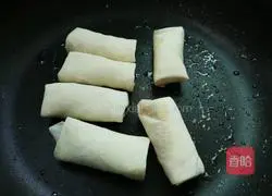 Illustration of how to make simple spring rolls 4