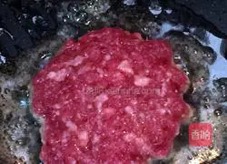 Beef Burger Recipe Illustration 4