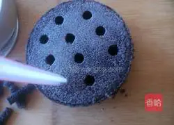 Illustration of how to make honeycomb briquette cake 18