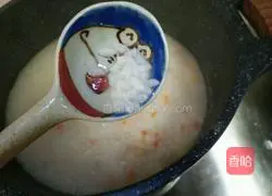 Illustration of how to make mushroom and chicken porridge 9