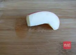 Illustration of how to display the fruit and peacock in full bloom during the Lantern Festival on the 15th day of the first lunar month 4