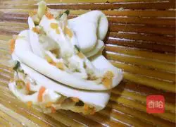 Illustration of how to make meat-filled carrot rolls 10