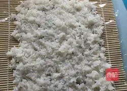 Illustration of making rice balls 4