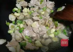 Home-style braised noodles illustration 4