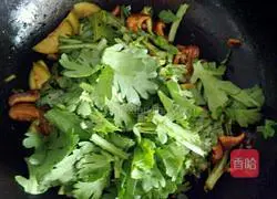 Illustration of how to make pork belly braised rice 6