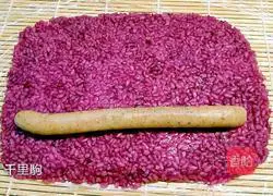 Illustration of how to make colorful rice balls 11