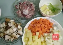 Illustration of how to make braised pork ribs and taro rice 2