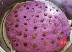 Illustration of how to make purple sweet potato cake 5