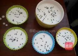 Illustration of how to make black sesame rice cake 6