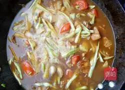 Illustration of braised noodles with soy sauce meat 11