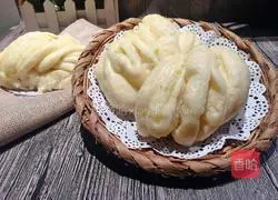 Illustration of how to make scallion rolls 23