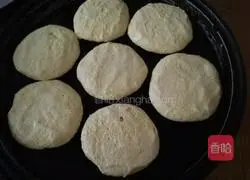 Illustration of how to stick corn pancakes 4