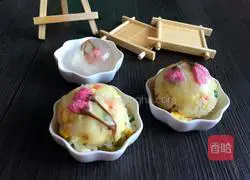 Cheese cherry blossom rice balls Illustration of how to do it 11