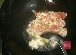 Illustration of how to make lentil braised noodles 5