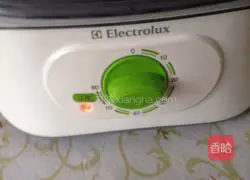 Illustration of how to make lotus rolls 16