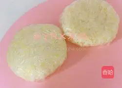 Illustration of how to make beef rice burger 2