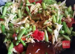 Illustration of how to make braised beans and noodles 8