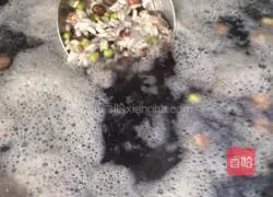 Mom's flavor eight-treasure porridge recipe 7