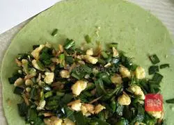  Illustration of how to make spinach noodles and leek box 14