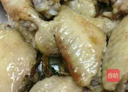 Rice Illustration of how to make salt-baked chicken wings 4