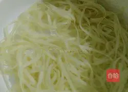 Illustration of making spicy cold noodles 3