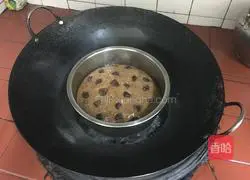 Illustration of how to make jujube paste cake 8