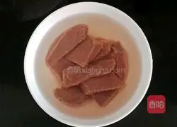 Illustration of how to make celery and pork liver porridge (baby food supplement) 3