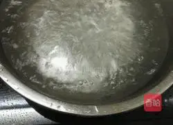 Illustration of how to make simple Bolognese spaghetti 9