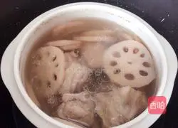 Illustration of braised noodles with fungus, vegetable and pumpkin 4