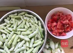 Illustration of how to make braised noodles 1