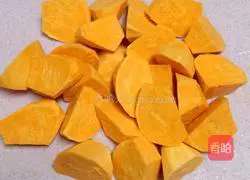 Illustration of how to make sweet potato and red date double rice porridge 2