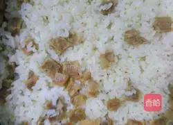 Illustration of how to make sausage braised rice 6