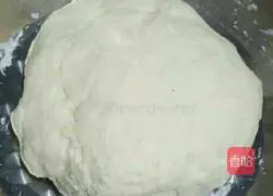 Illustration of how to make braised beans and noodles 1