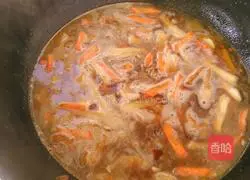 Illustration of braised noodles 5