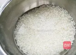 Illustration of how to make nutritious pork liver porridge 2