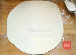 Illustration of how to make salt and pepper rolls 7