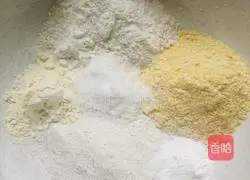 Illustration of how to make golden steamed buns 1