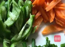 How to make fried rice noodles with eggs Illustration 2