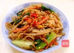 Illustration of how to make fried rice noodles 11 