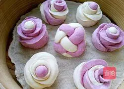 Romantic Rose Flower Roll Recipe Illustration 18