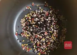 Coconut milk and five-grain eight-treasure rice recipe 2