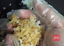 Illustration of how to make koala hand-shaped rice balls 8