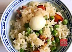 Illustration of how to make bacon claypot rice 7