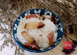 Illustration of how to make bacon baked rice 6