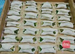 Illustration of how to make pot stickers 3