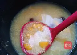 Illustration of how to make sweet potato, red dates and millet porridge 7