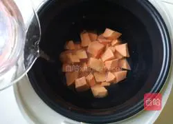 Illustration of how to make sweet potato porridge 6