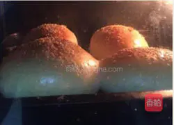Illustration of how to make hamburger embryos (small meal buns) 13