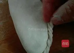 Illustration of how to bake boxes with oil 6