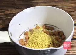Illustration of how to make peanut millet porridge 2